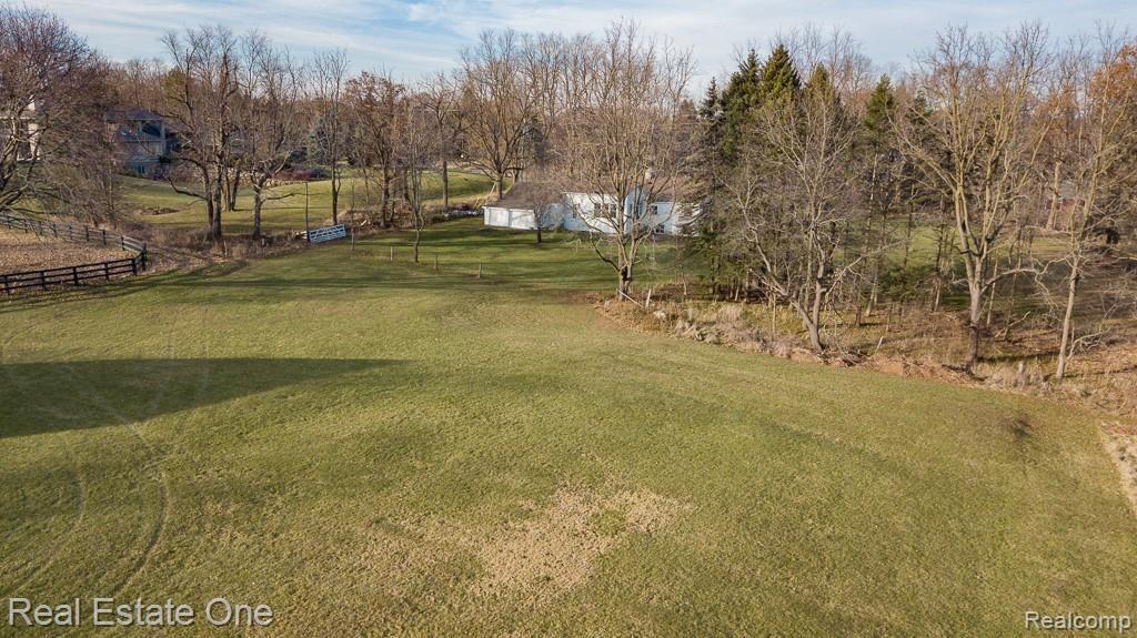 1801 Silver Bell Road Rochester, MI 48306 - Photo 36 of 42 Silverbell