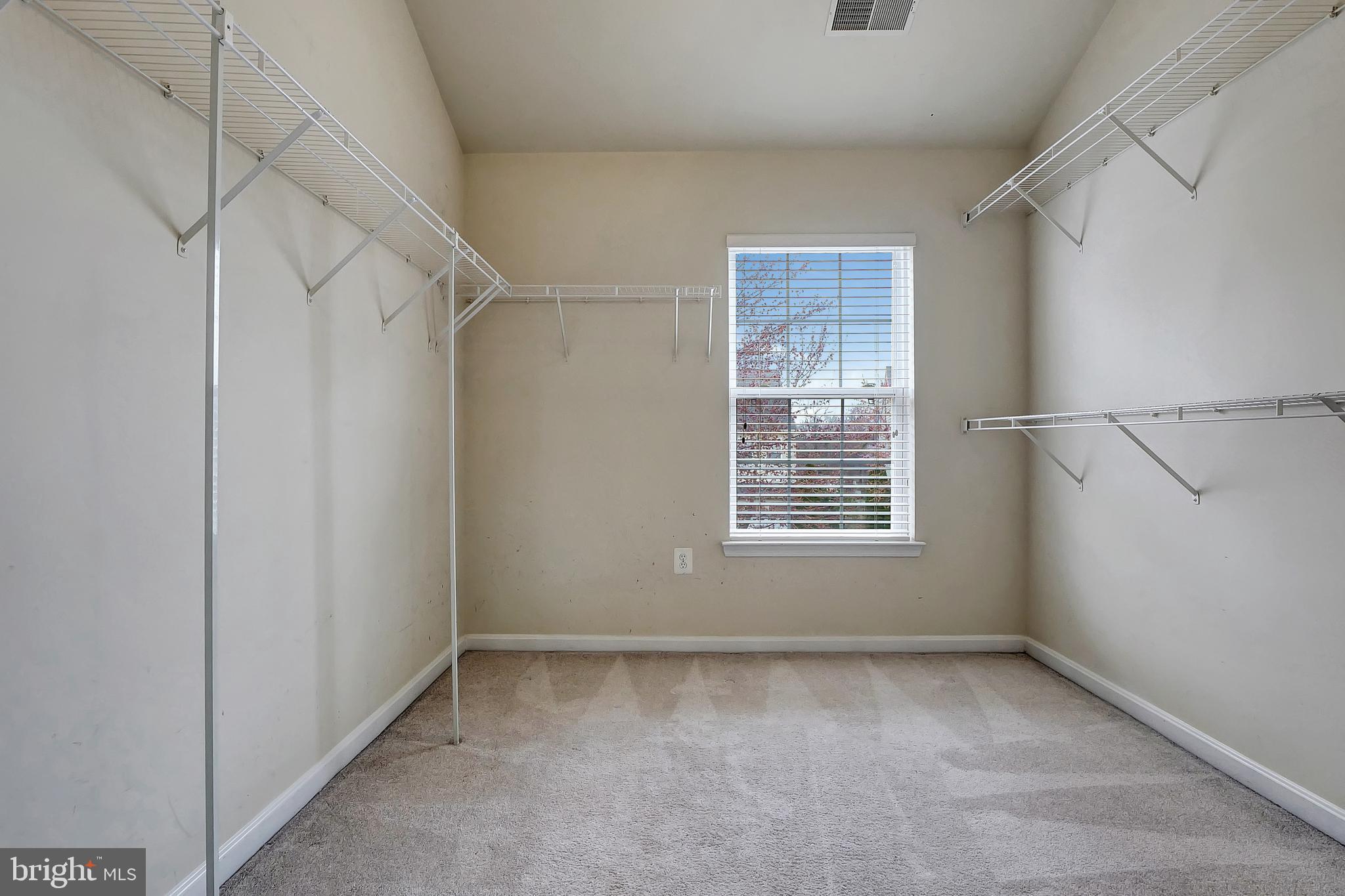 2683 Cast Off Loop Woodbridge, VA 22191 - Photo 27 of 46 Primary walk-in closet