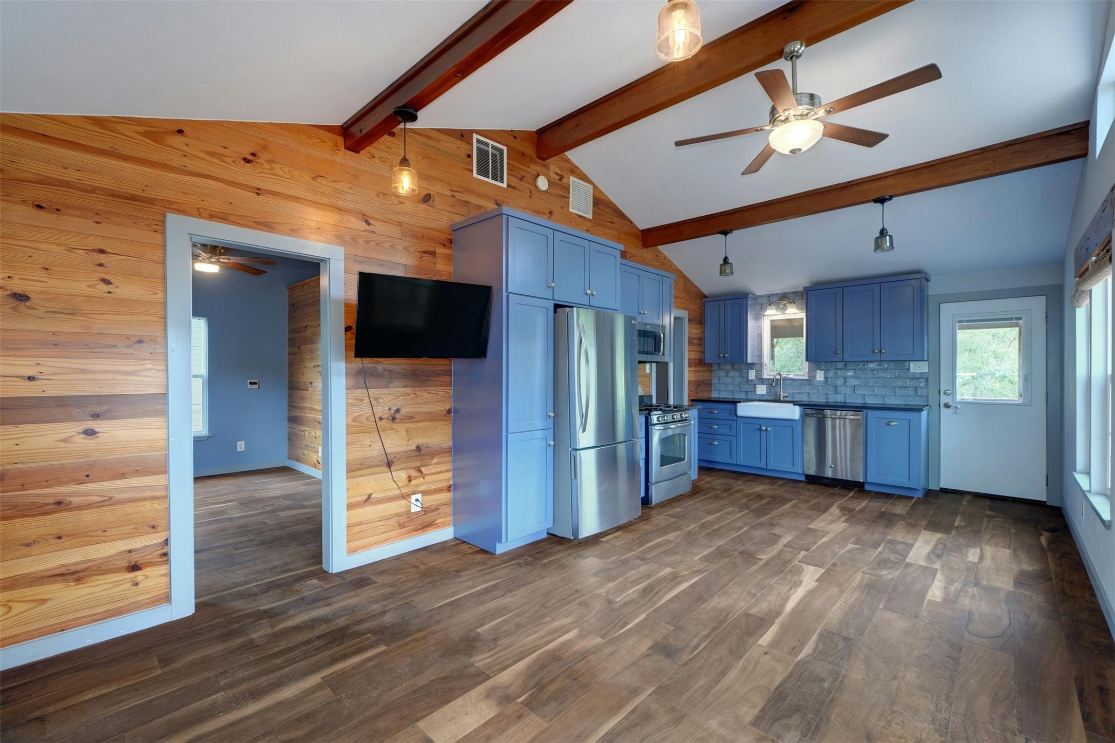 5105 Lott Avenue Austin, TX 78721 - Photo 1 of 1