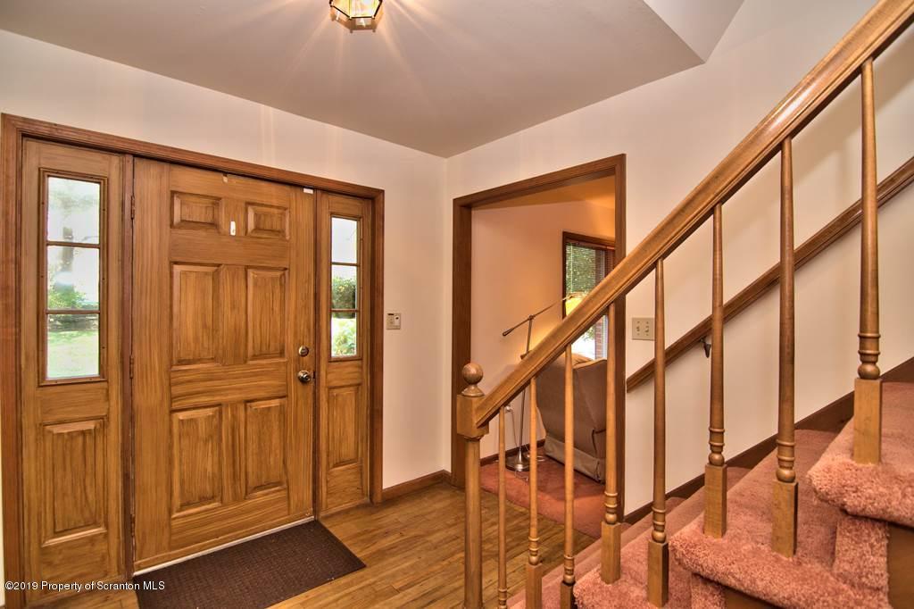 513 Shady Lane Road Clarks Summit, PA 18411 - Photo 5 of 53 Gallery Image 5