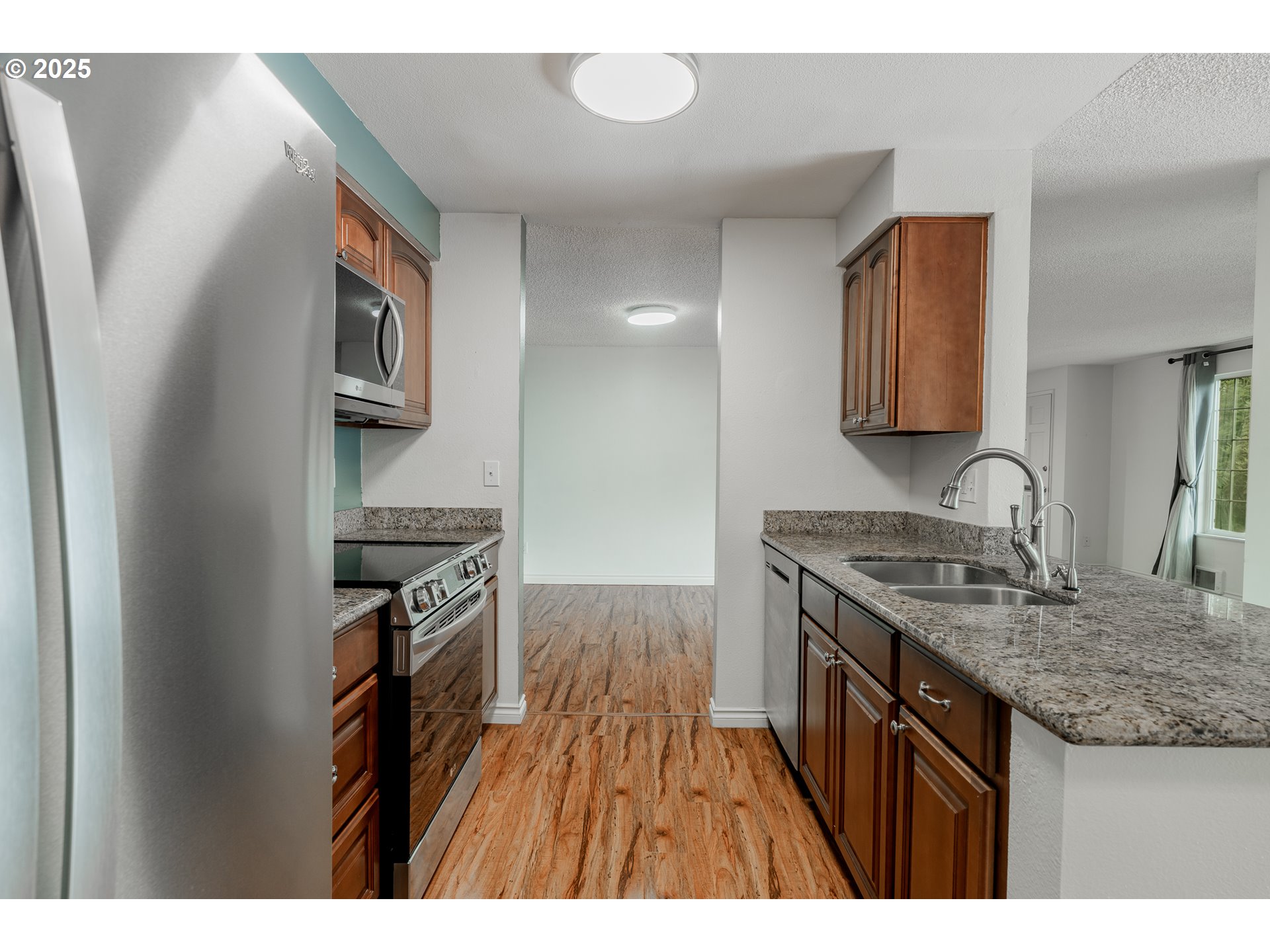 13050 Southwest Allen Boulevard Beaverton, OR 97005 - Photo 15 of 42