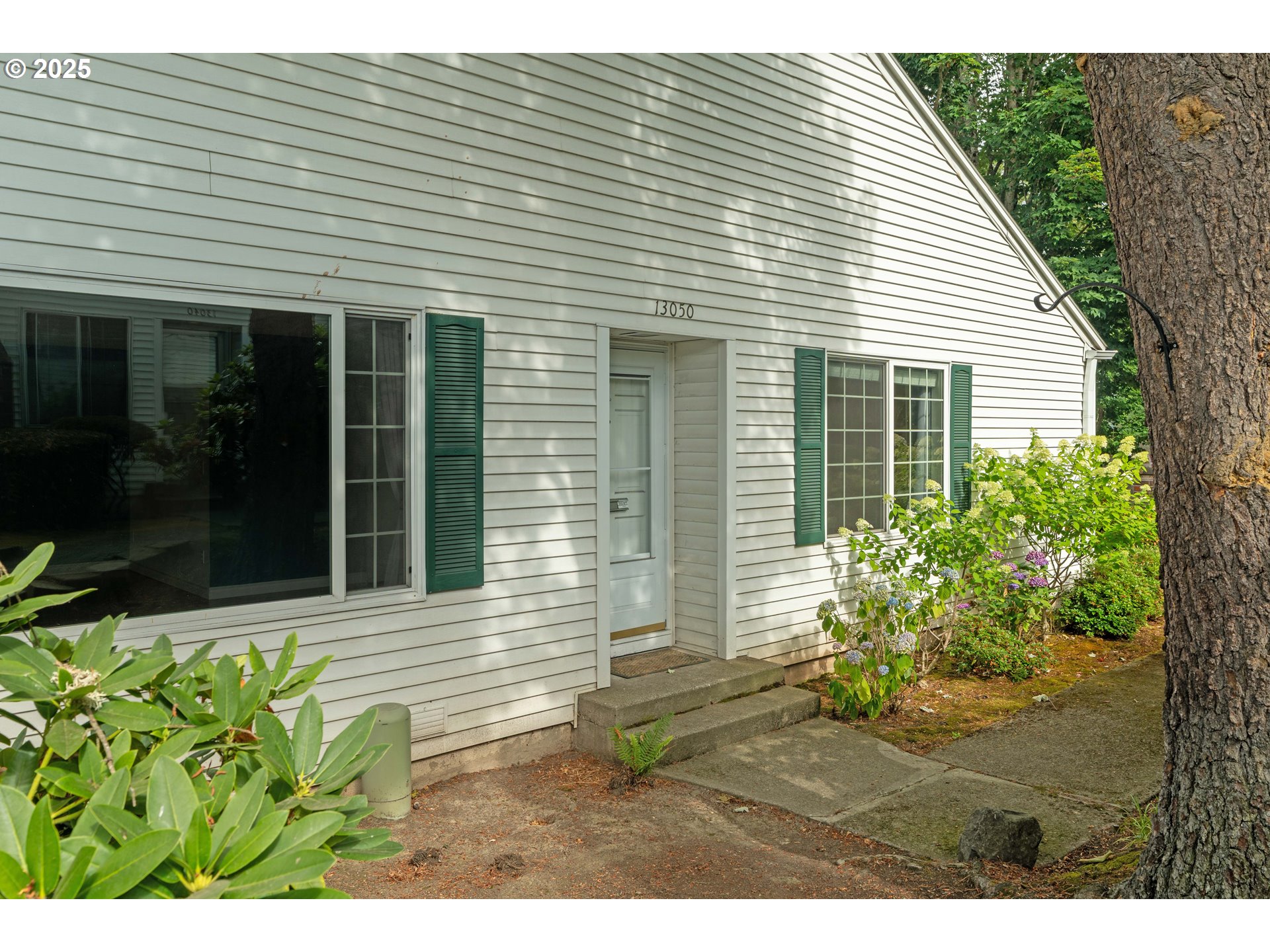 13050 Southwest Allen Boulevard Beaverton, OR 97005 - Photo 3 of 42