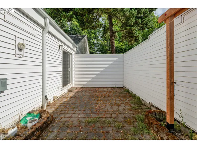 $265,000 | 13050 Southwest Allen Boulevard, Beaverton, OR 97005