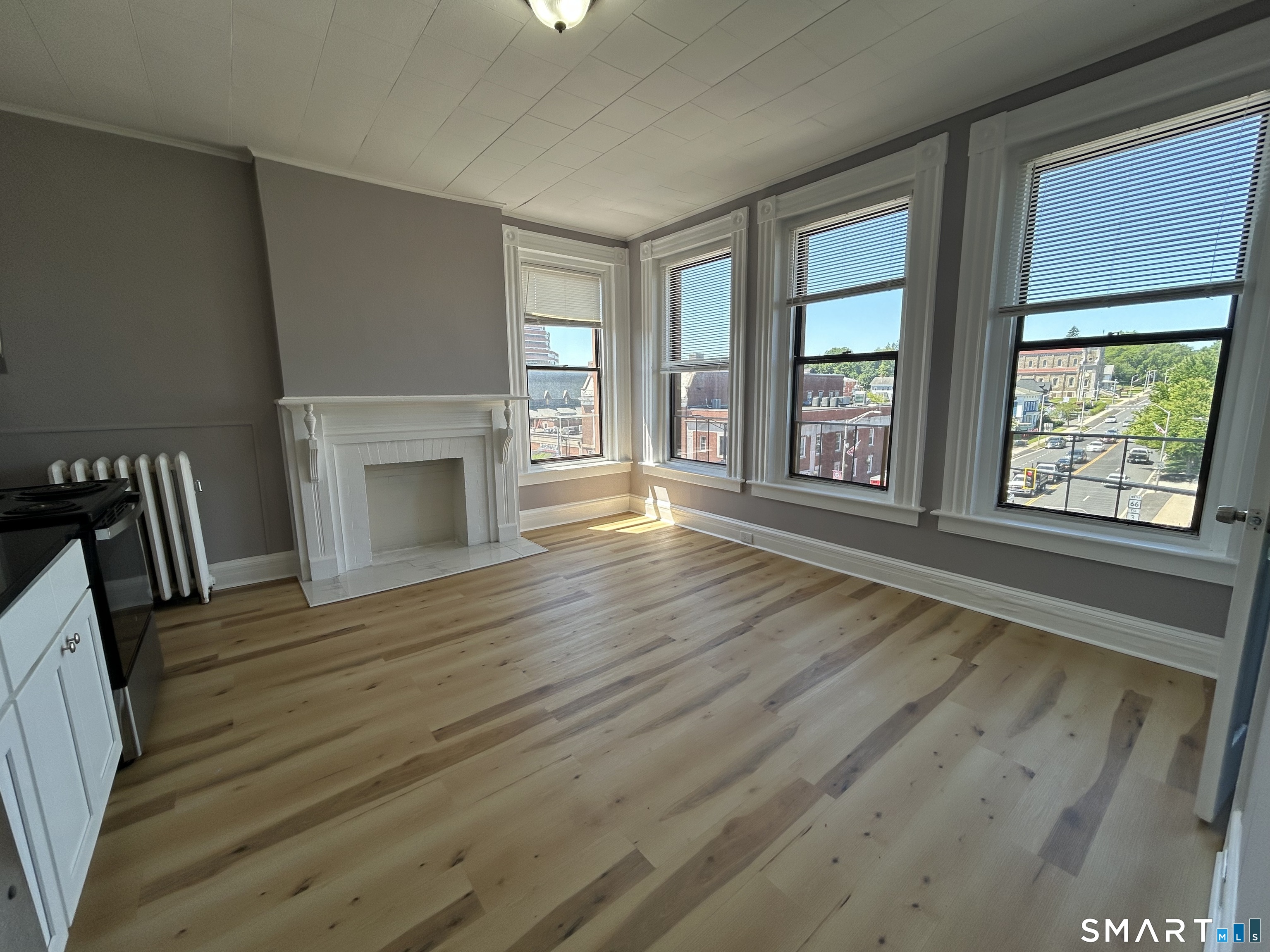 460 Main Street, Unit 11 Middletown, CT 06457 - Photo 3 of 8