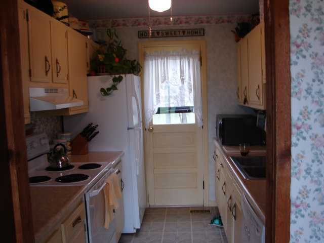 831 Gumley Road Blanchester, OH 45107 - Photo 5 of 18 Gallery Image 5
