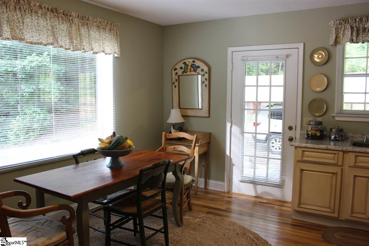 590 Beaver Dam Road Marietta, SC 29661 - Photo 6 of 29 Gallery Image 6