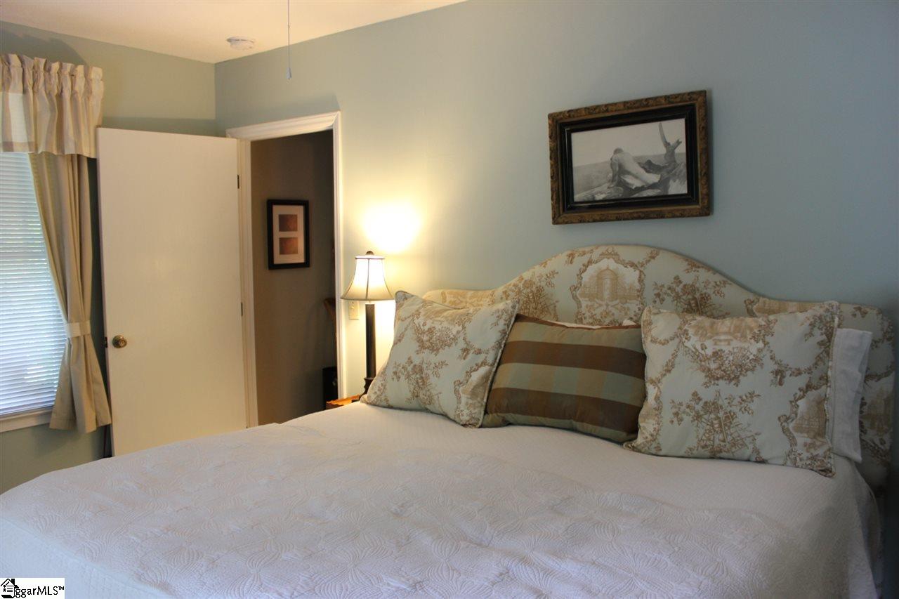 590 Beaver Dam Road Marietta, SC 29661 - Photo 10 of 29 Gallery Image 10