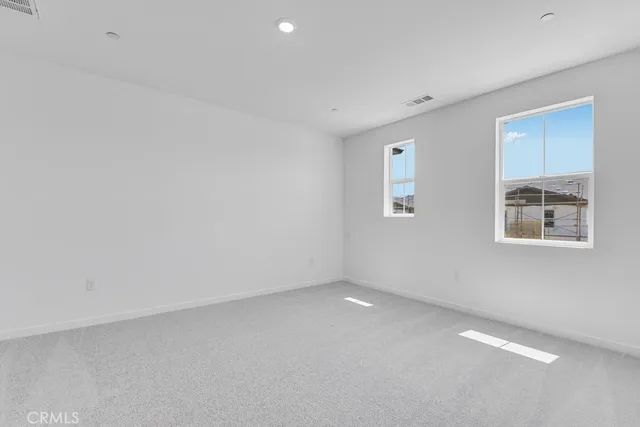 $399,990 | 34581 Ciruela Avenue, Winchester, CA 92596