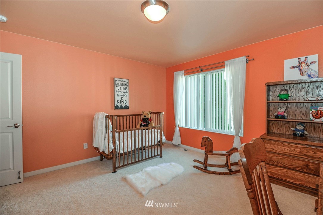 15420 36th Avenue Southeast Bothell, WA 98012 - Photo 12 of 25 Gallery Image 12