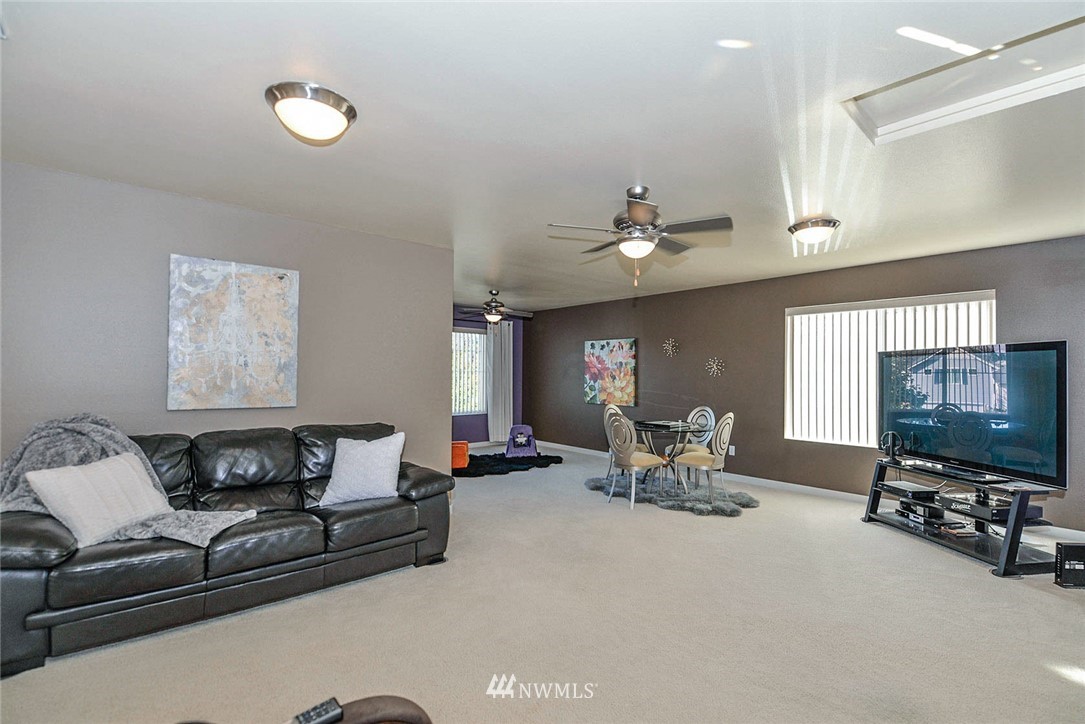 15420 36th Avenue Southeast Bothell, WA 98012 - Photo 15 of 25 Gallery Image 15