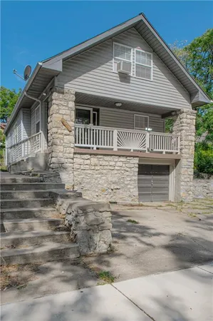 $245,000 | 4910 The Paseo, Kansas City, MO 64110