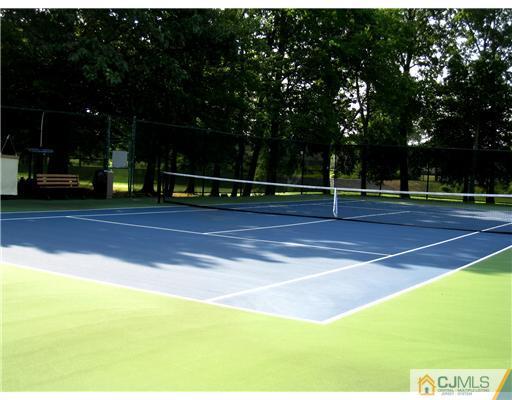 833 Vail Road Monroe Township, NJ 08831 - Photo 12 of 13 Gallery Image 12