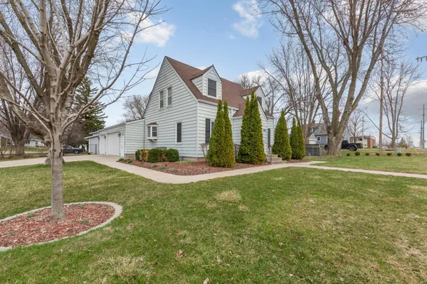 $289,900 | 358 18th Street Southwest, Owatonna, MN 55060