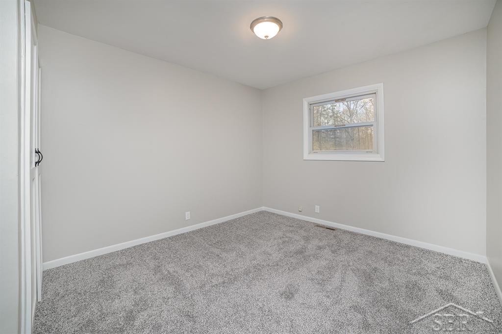 600 West Stewart Road Midland, MI 48640 - Photo 14 of 26 50106717-13.JPG