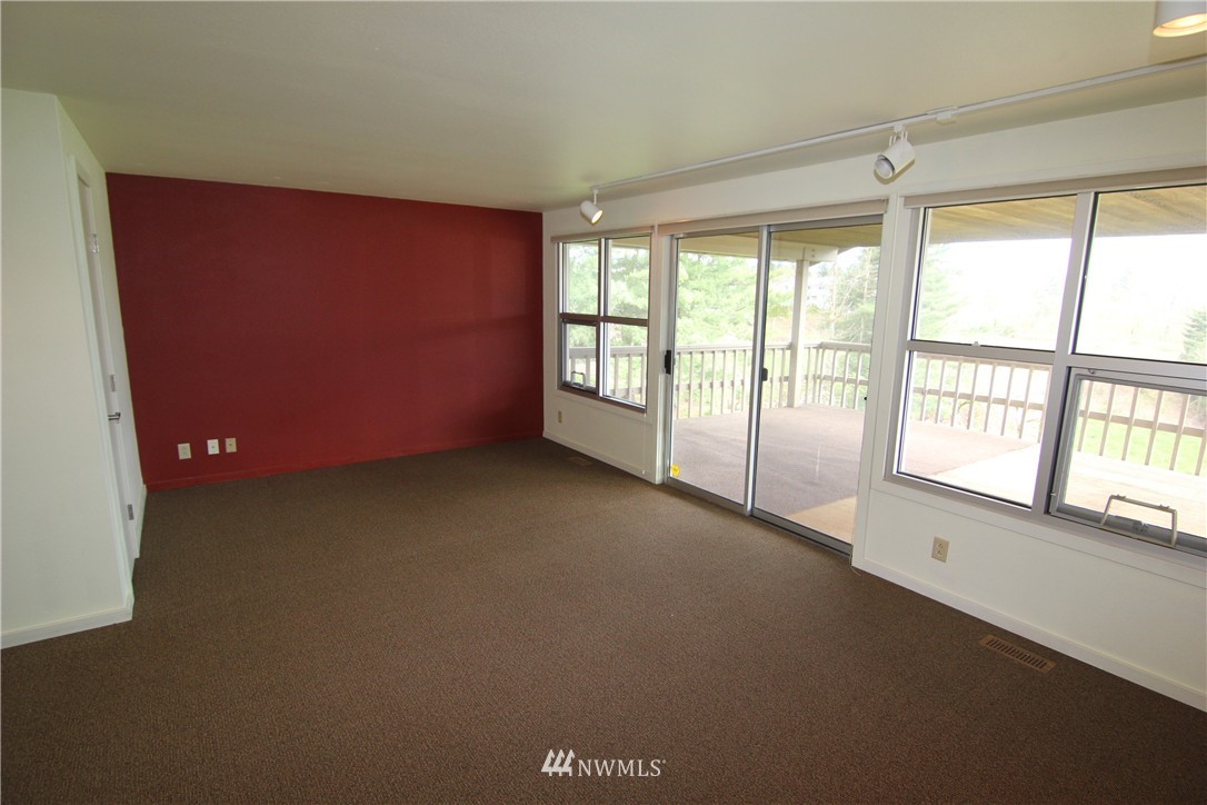 525 Telegraph Road Bellingham, WA 98226 - Photo 8 of 9 Gallery Image 8