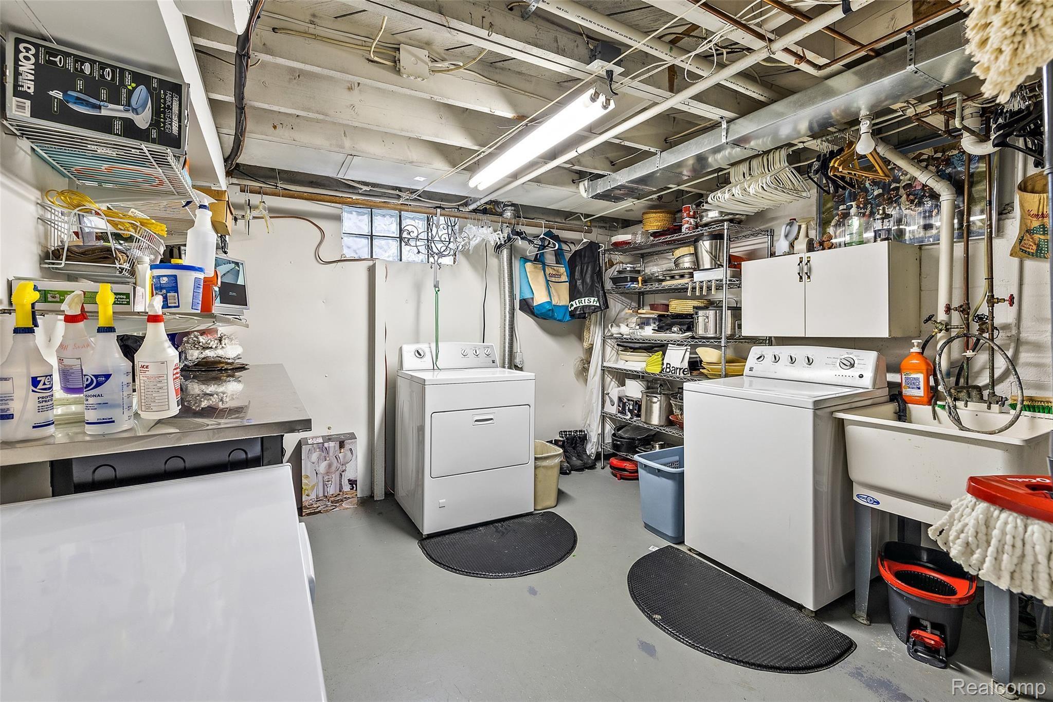 2392 Columbia Road Berkley, MI 48072 - Photo 55 of 55 2392 Columbia Rd-55.jpg