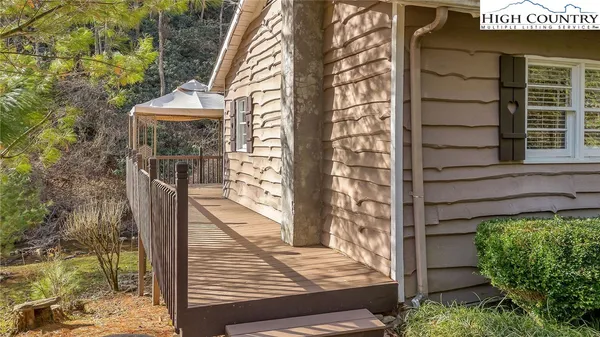 a view of a pathway of a building