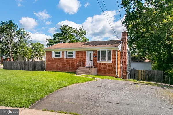 $3,200 | 9802 Lomond Drive, Manassas, VA 20109