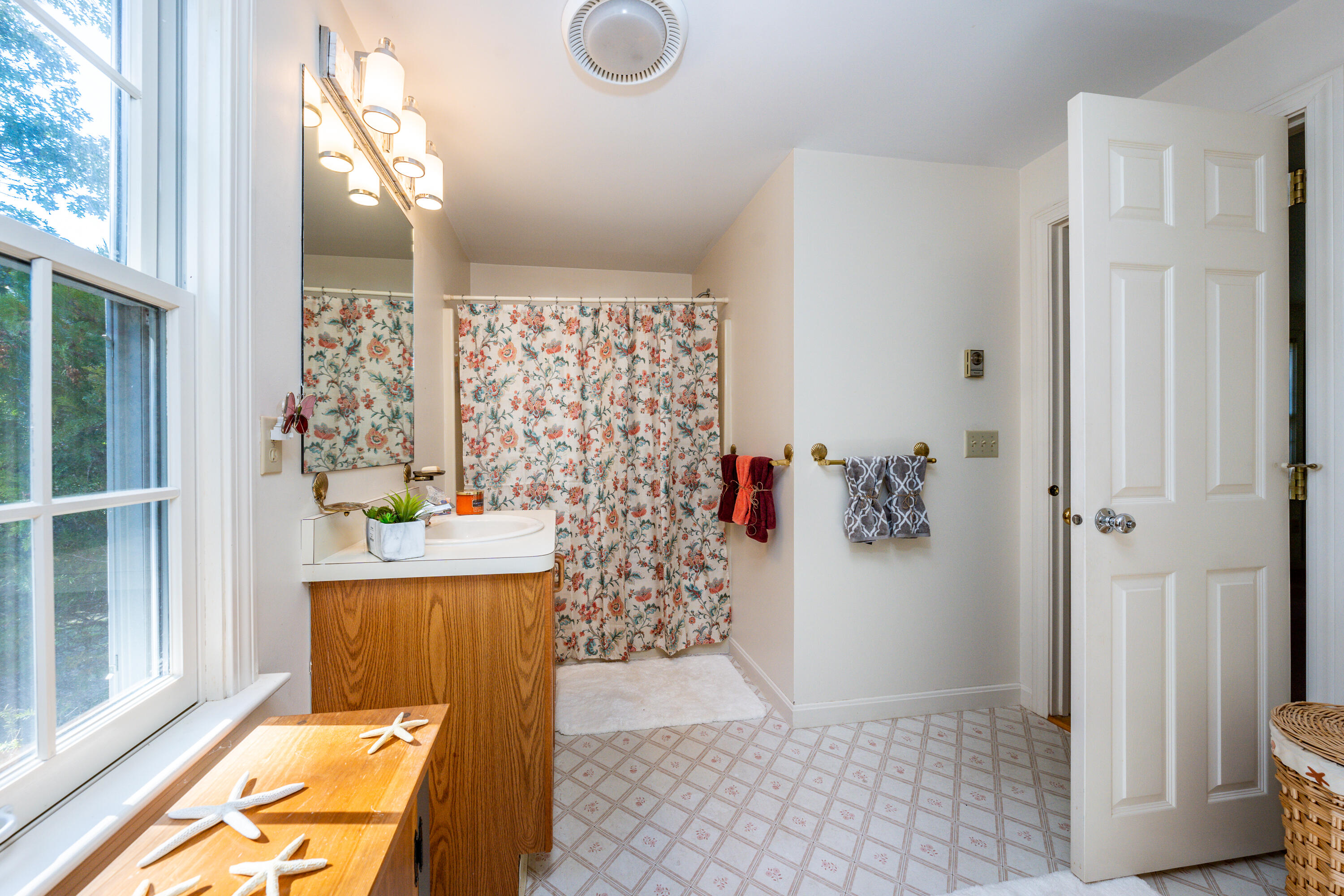 47 Highridge Road Brewster, MA 02631 - Photo 13 of 25 1stbedroombath