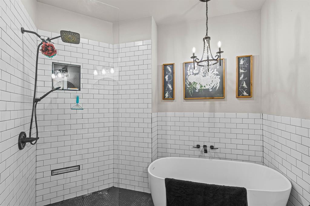 370 Greathouse Village Decatur, TX 76234 - Photo 18 of 40 Gallery Image 18