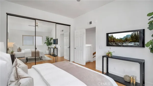 $1,345,000 | 3 Varesa, Irvine, CA 92620