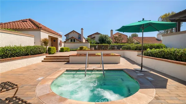 $1,345,000 | 3 Varesa, Irvine, CA 92620