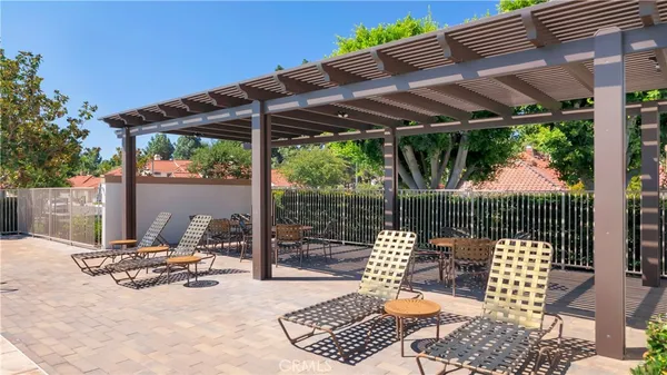 $1,345,000 | 3 Varesa, Irvine, CA 92620