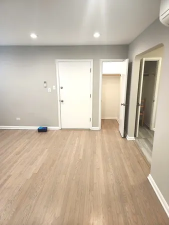 $1,500 | 5910 West Gunnison Street, Unit 1R, Chicago, IL 60630