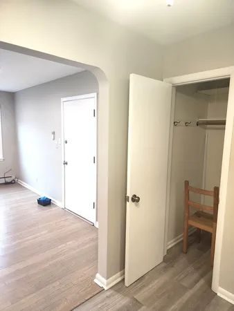 $1,500 | 5910 West Gunnison Street, Unit 1R, Chicago, IL 60630