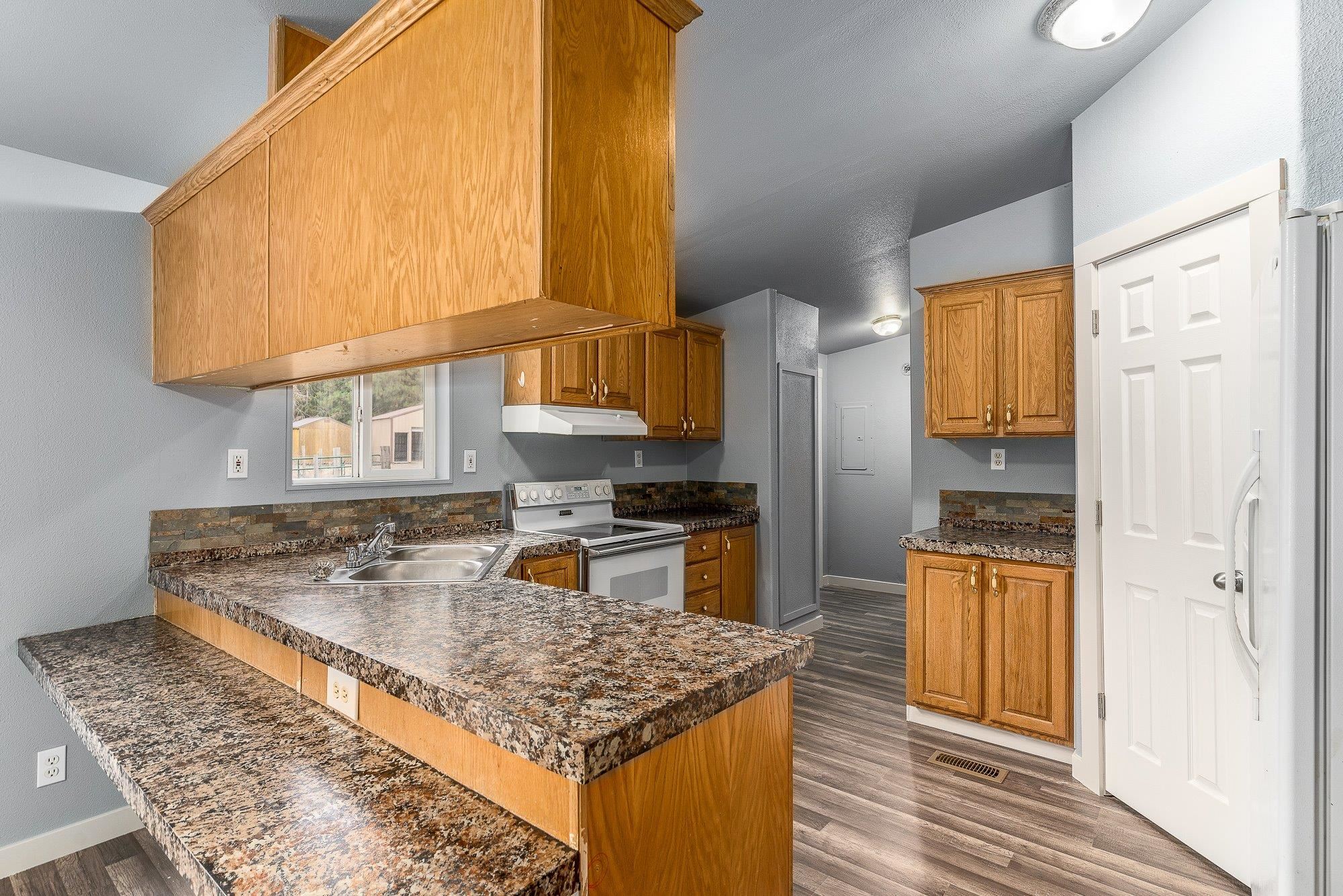 6608 West Herman Road Deer Park, WA 99006 - Photo 5 of 41 Gallery Image 5