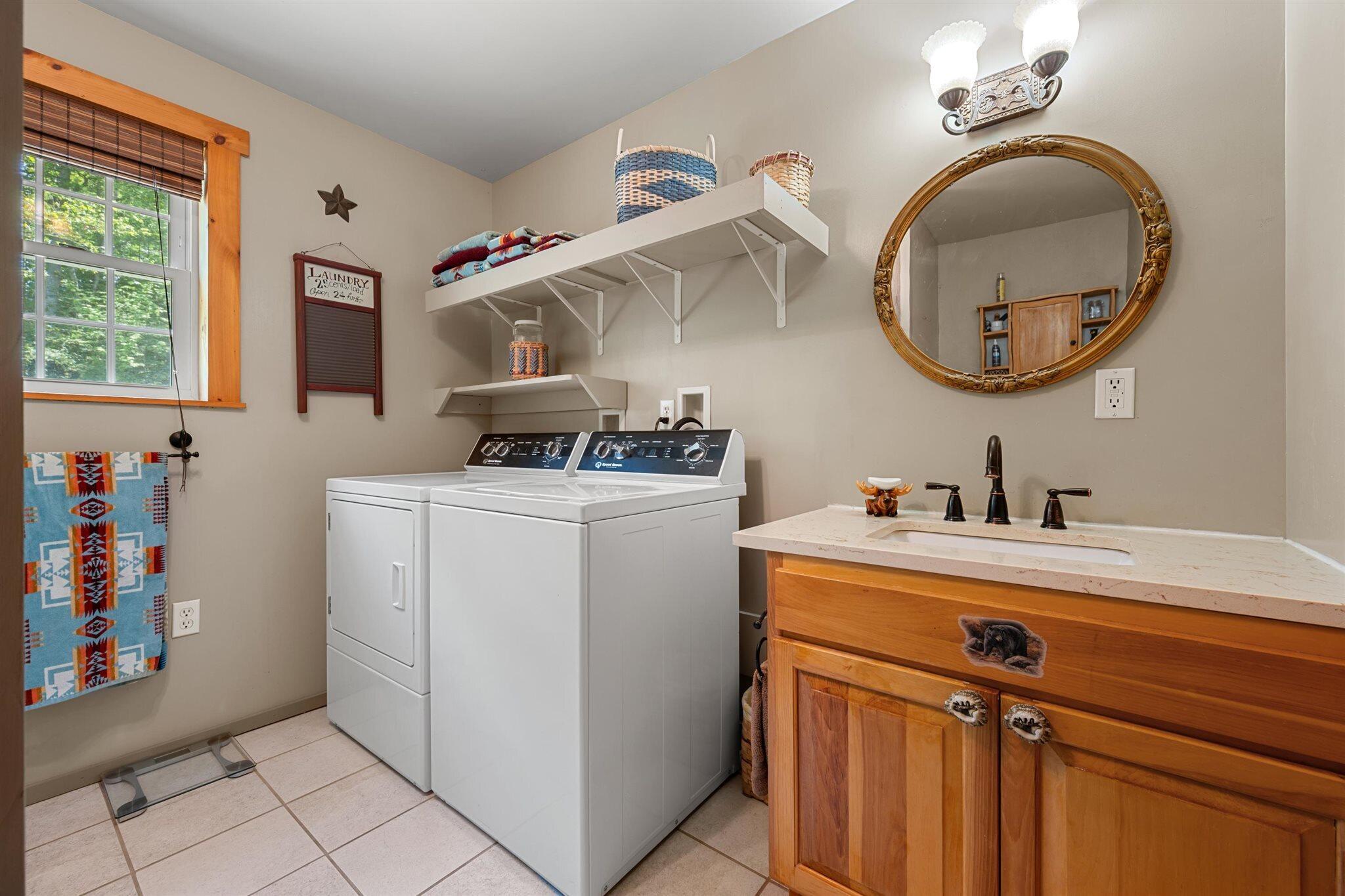 55 Edgewater Lane Bucksport, ME 04416 - Photo 20 of 45 27-Full Bath and Laundry