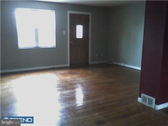 3331 Morning Glory Road Philadelphia, PA 19154 - Photo 4 of 4