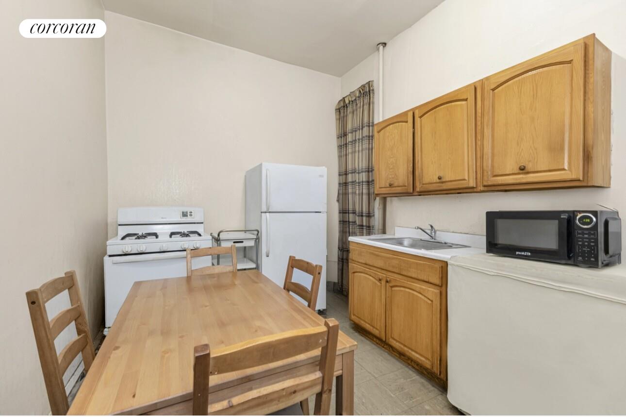 205 East 124th Street, Unit 1B Manhattan, NY 10035 - Photo 4 of 4