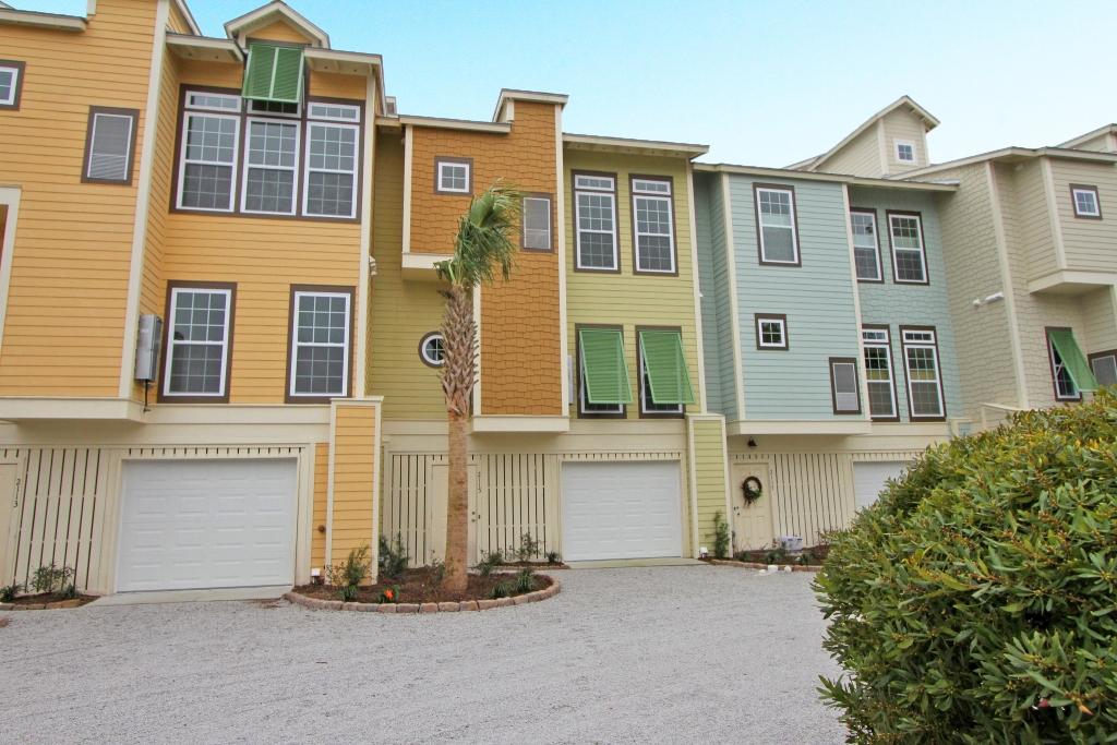 2115 Tides End Road Charleston, SC 29412 - Photo 1 of 38 Front Exterior