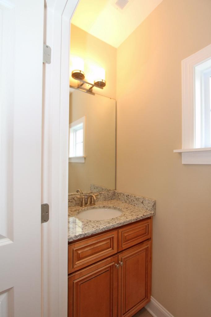 2115 Tides End Road Charleston, SC 29412 - Photo 21 of 38 Powder Room