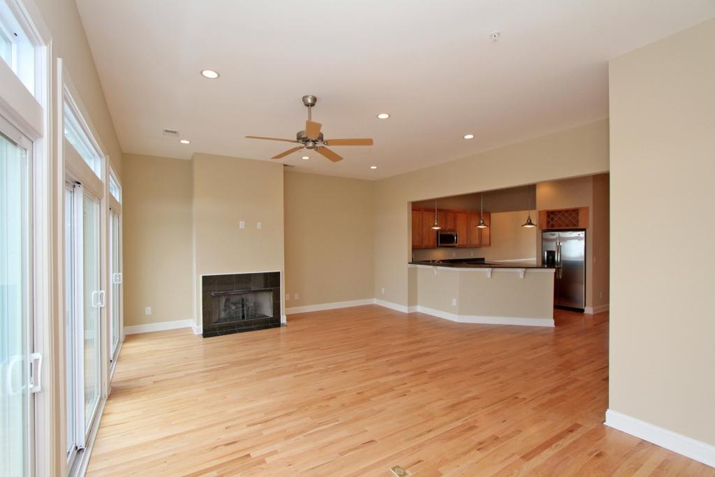 2115 Tides End Road Charleston, SC 29412 - Photo 4 of 38 Family/Living Room