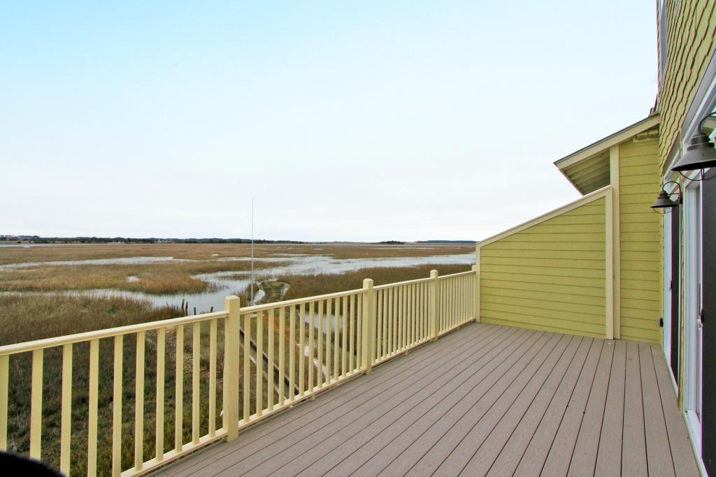 2115 Tides End Road Charleston, SC 29412 - Photo 9 of 38 Rear Deck