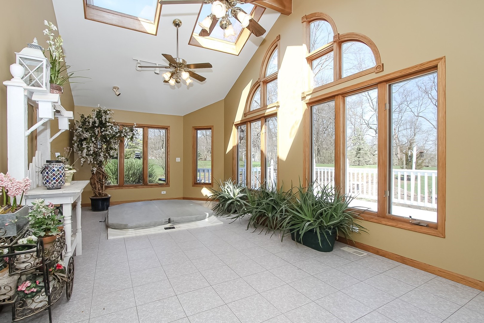 18N423 Sawyer Road Dundee, IL 60102 - Photo 12 of 33