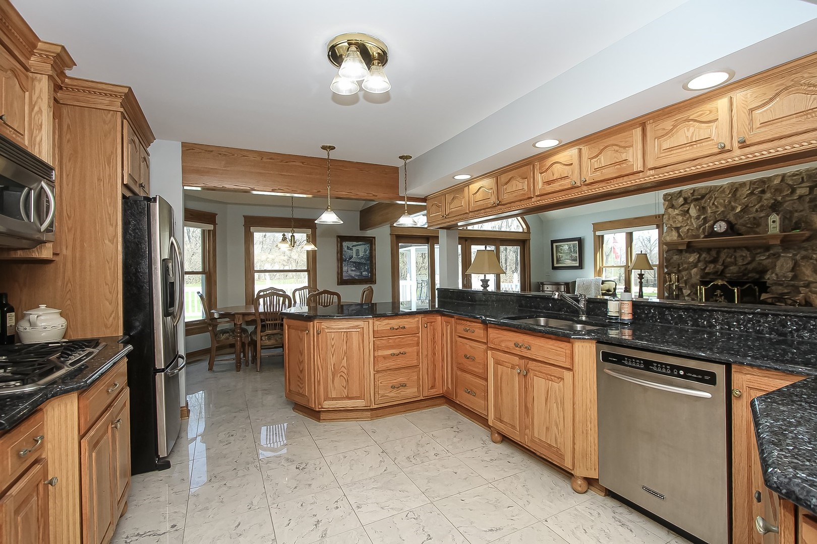 18N423 Sawyer Road Dundee, IL 60102 - Photo 3 of 33