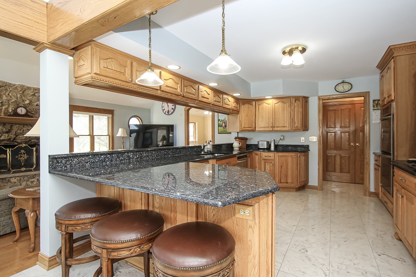 18N423 Sawyer Road Dundee, IL 60102 - Photo 4 of 33