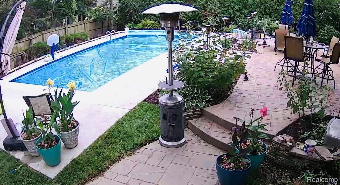 291 Touraine Road Grosse Pointe, MI 48236 - Photo 2 of 35 47-Summer III.jpg