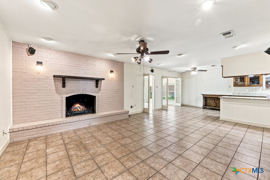605 Ridgecrest New Braunfels, TX 78130 - Photo 9 of 36 Gallery Image 9