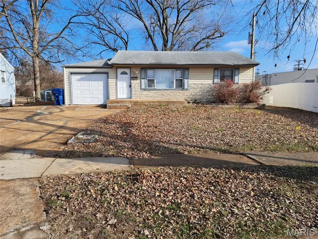 $129,900 | 615 Florland Drive, Florissant, MO 63031
