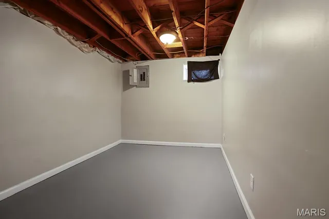 $129,900 | 615 Florland Drive, Florissant, MO 63031