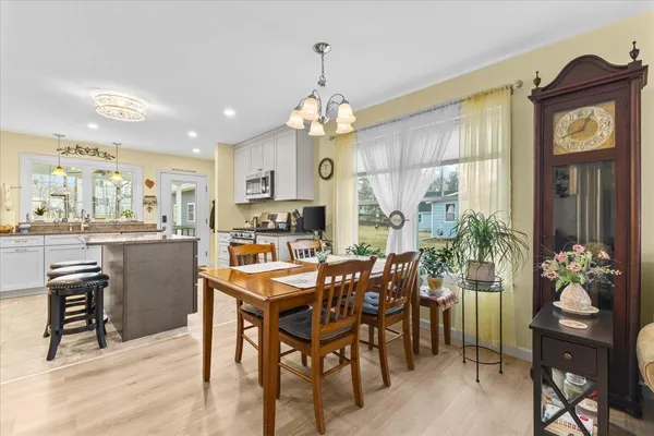 $445,000 | 131 Lincoln Avenue, St. Albans, VT 05478