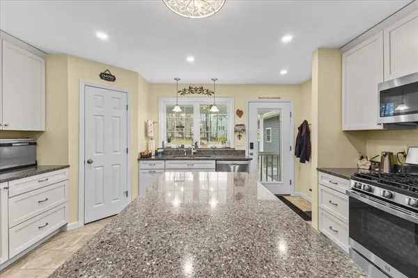 $445,000 | 131 Lincoln Avenue, St. Albans, VT 05478