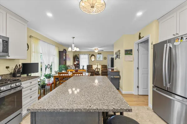 $445,000 | 131 Lincoln Avenue, St. Albans, VT 05478