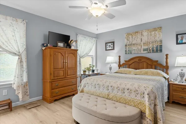 $445,000 | 131 Lincoln Avenue, St. Albans, VT 05478