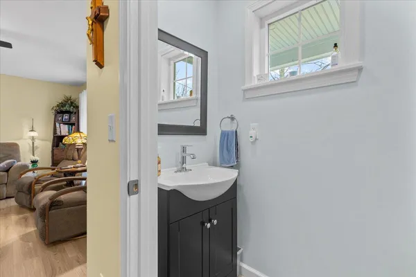 $445,000 | 131 Lincoln Avenue, St. Albans, VT 05478