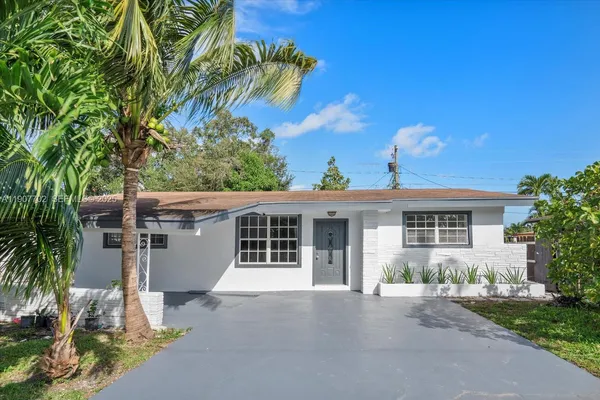 $475,000 | 261 Northeast 172nd Street, North Miami Beach, FL 33162